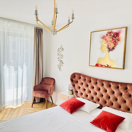 Bel Dom - The Central, Spacious 2 Rooms Luxury Apartment Κλουζ-Ναπόκα Εξωτερικό φωτογραφία