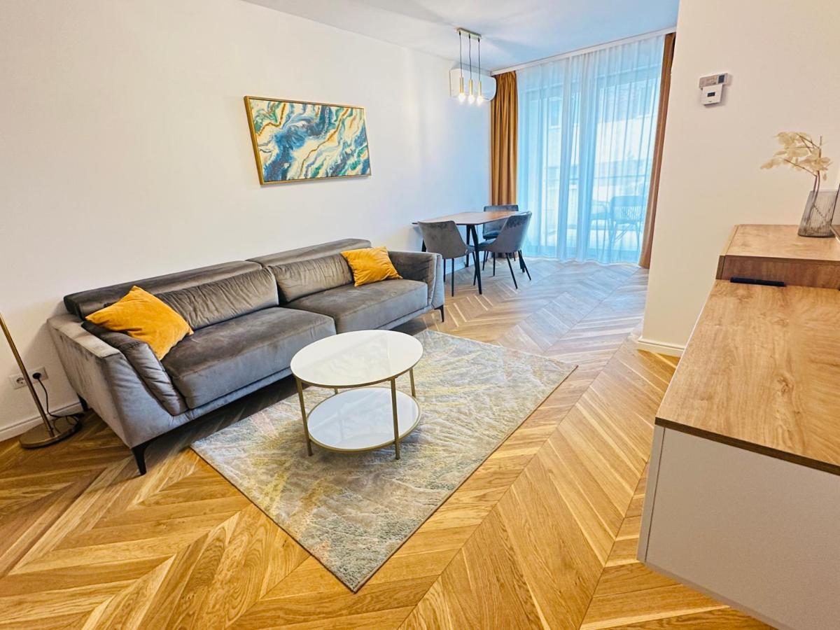 Bel Dom - The Central, Spacious 2 Rooms Luxury Apartment Κλουζ-Ναπόκα Εξωτερικό φωτογραφία